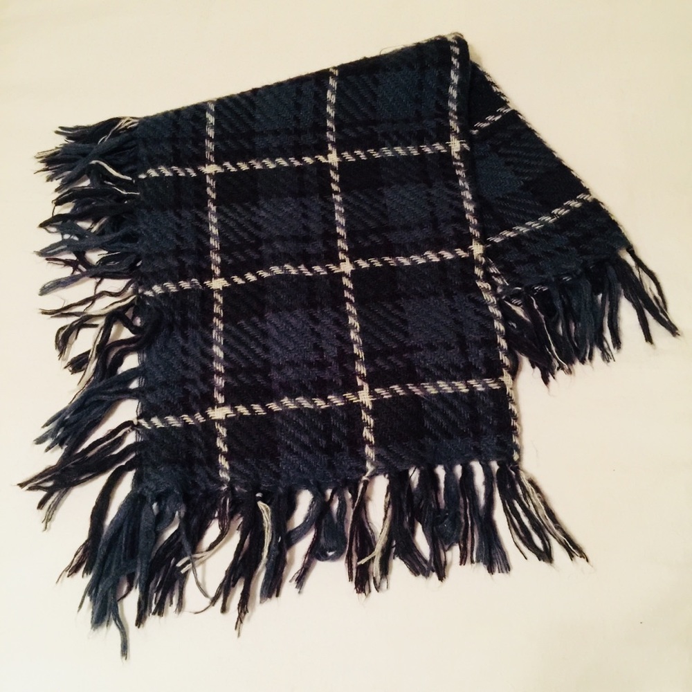 LOFT Plaid Scarf